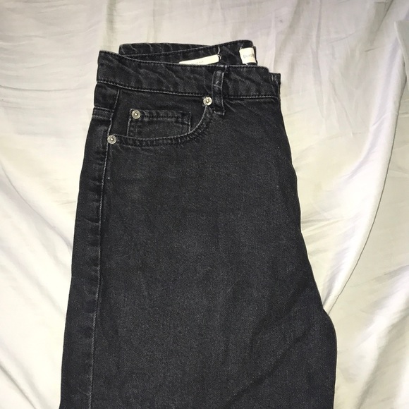 black mom jeans bershka